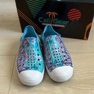 Skechers Cali Gear Turquoise and Purple Shoes NEW IN BOX
